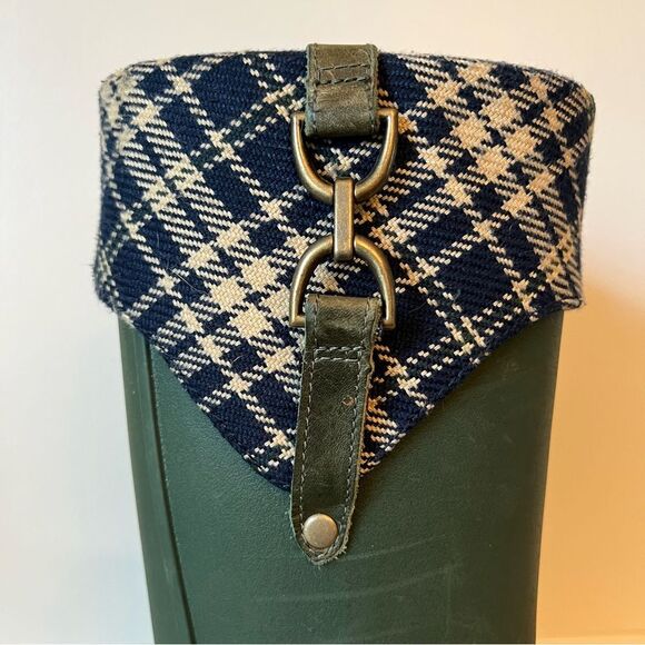 CROCS women’s boots dark green w/plaid design women Size 7 GUC - Picture 2 of 16